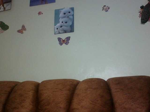 Slutybitch1's BongaCams show and profile