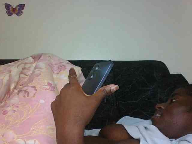 Slutybitch1 Live Webcam on BongaCams