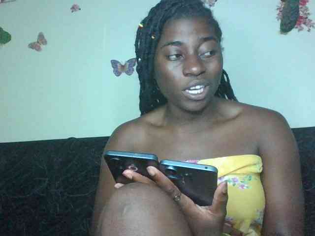 Slutybitch1 Live Webcam on BongaCams