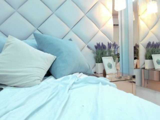 crystalstonee1 webcam