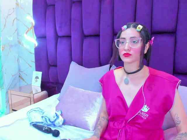 crystalstonee1 webcam