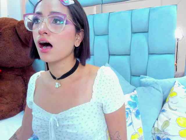 crystalstonee1 webcam