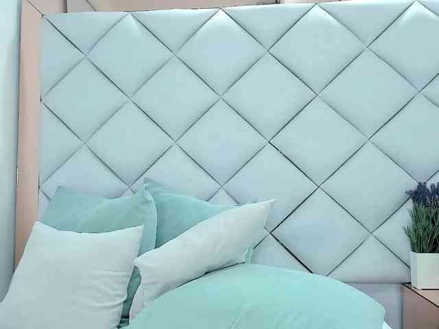 crystalstonee1 webcam