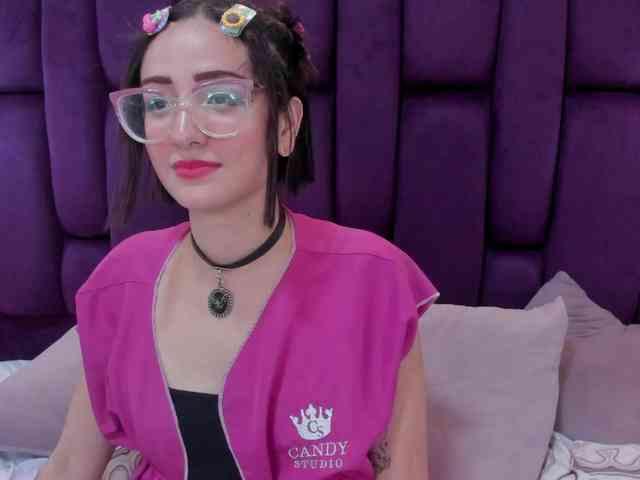 crystalstonee1 webcam