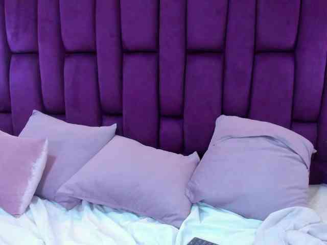 crystalstonee1 webcam