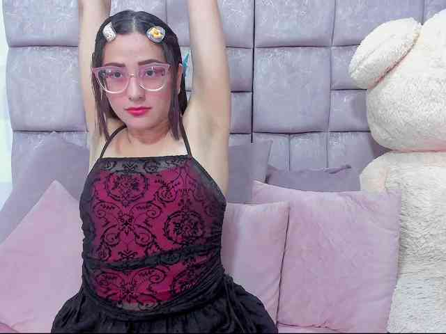 crystalstonee1 webcam