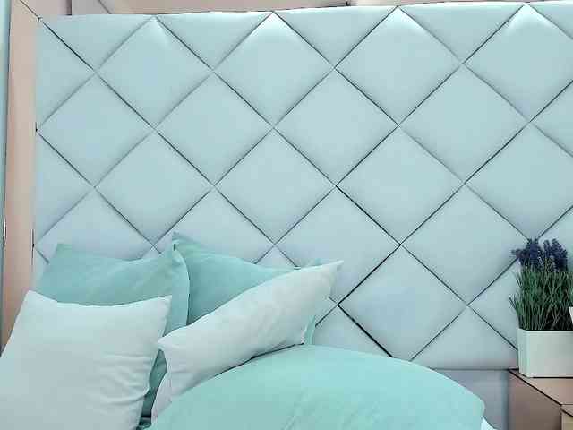 crystalstonee1 webcam