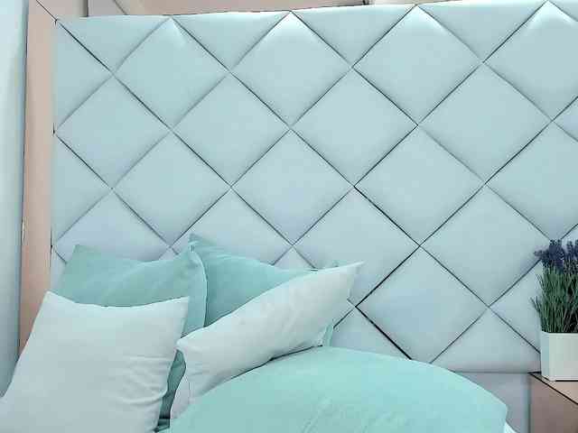 crystalstonee1 webcam