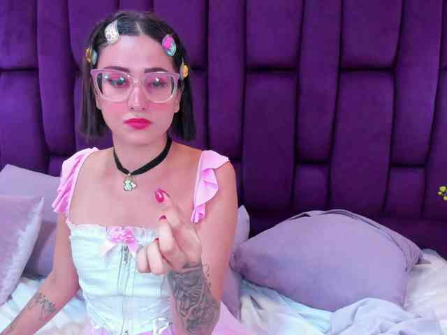 crystalstonee1 webcam