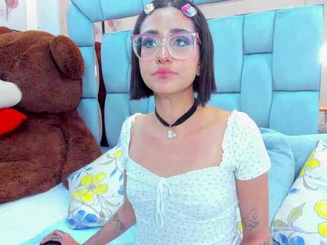 crystalstonee1 webcam