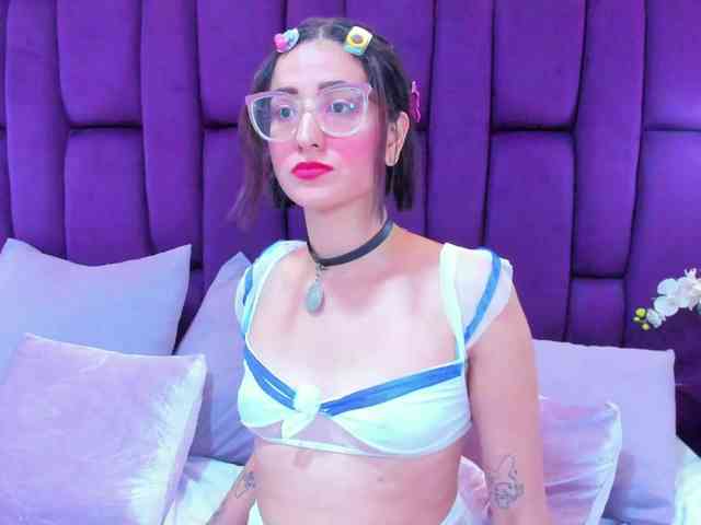 crystalstonee1 webcam