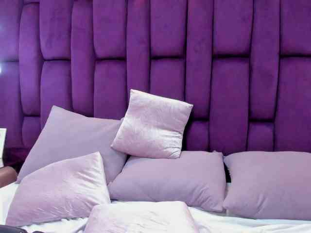 crystalstonee1 webcam