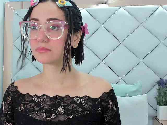 crystalstonee1 webcam