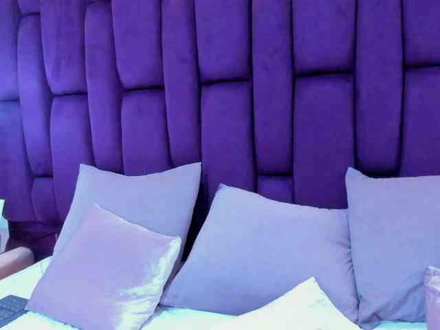 crystalstonee1 webcam