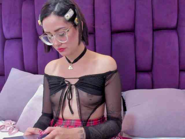 crystalstonee1 webcam