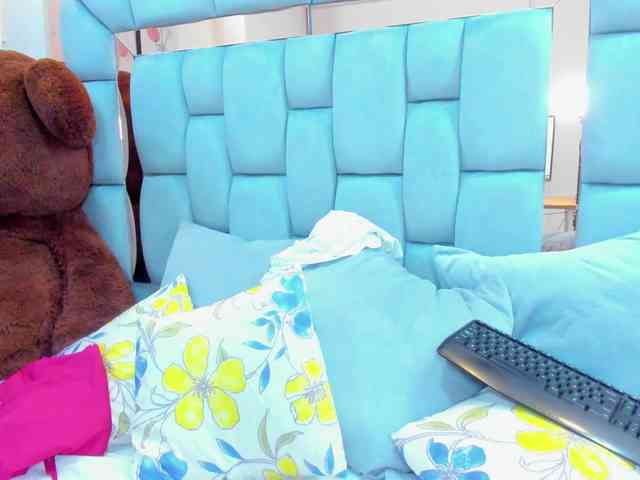 crystalstonee1 webcam