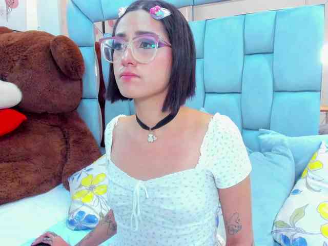 crystalstonee1 webcam