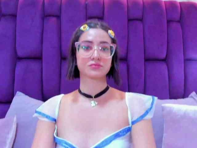 crystalstonee1 webcam