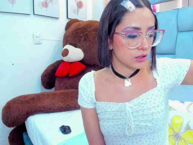 crystalstonee1 webcam