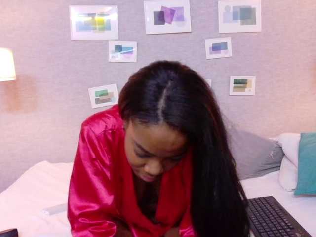 Nina-bae's BongaCams show and profile