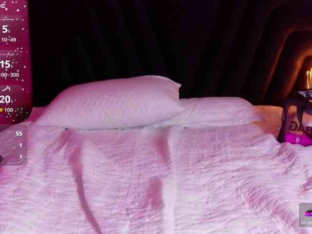 Curvyandthick webcam