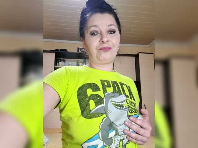 le modèle Alliahhot est en webcam porno dans un show sur le site bongacams, il possède les tags suivants: White/Caucasian,Brunette,Shaved