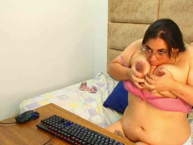 CamilaBaby webcam