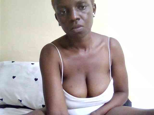 Hot-sexxy-babe webcam