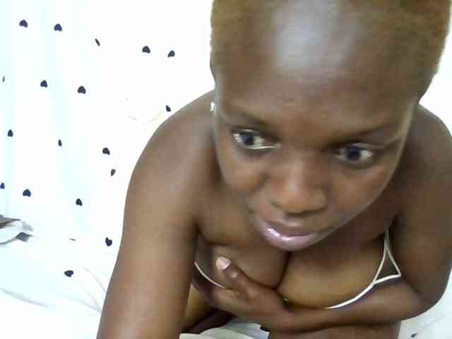 Hot-sexxy-babe webcam