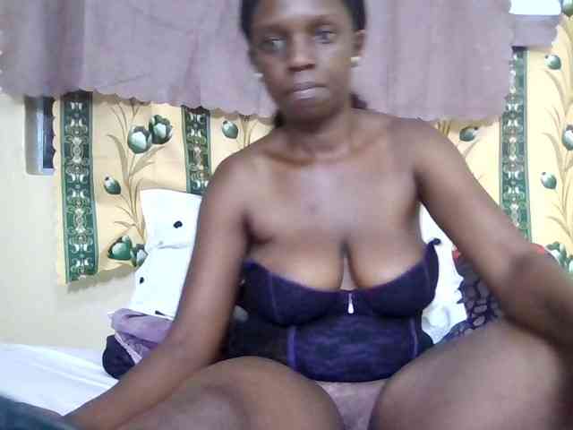 Hot-sexxy-babe webcam