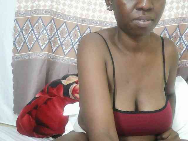 Hot-sexxy-babe webcam