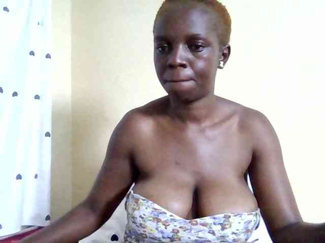 Hot-sexxy-babe webcam