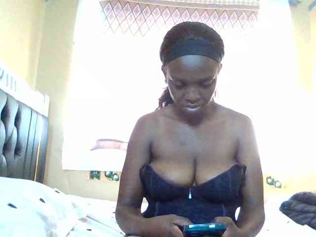 Hot-sexxy-babe webcam