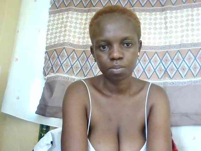 Hot-sexxy-babe webcam