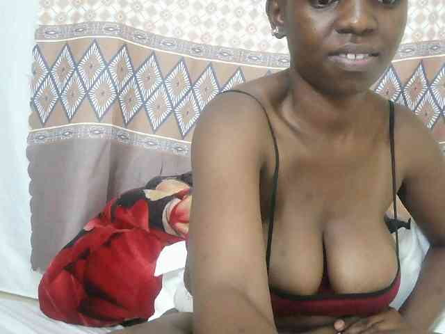 Hot-sexxy-babe webcam