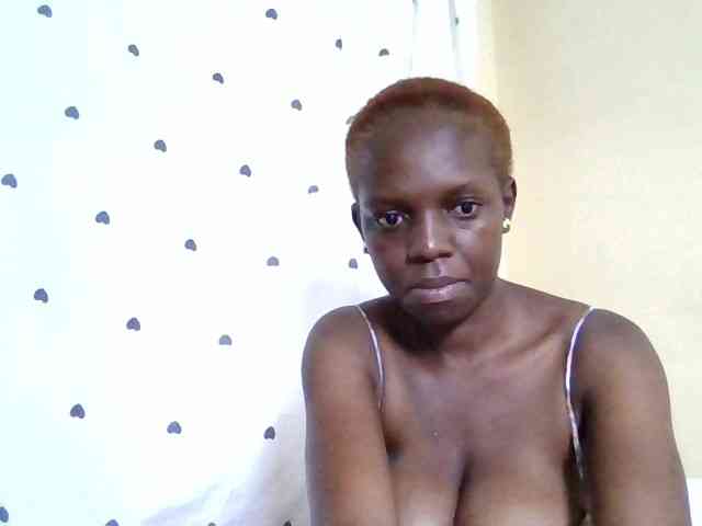 Hot-sexxy-babe webcam