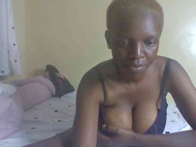 Hot-sexxy-babe webcam