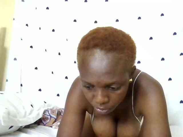 Hot-sexxy-babe webcam