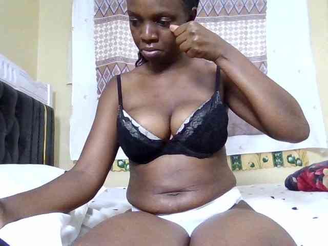 Hot-sexxy-babe webcam