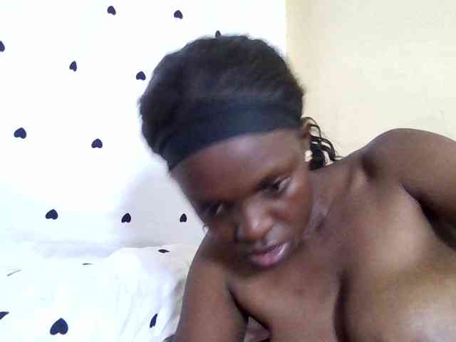 Hot-sexxy-babe webcam