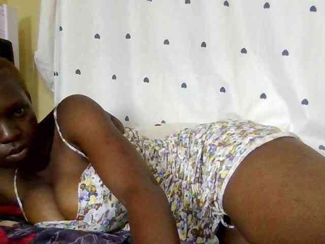 Hot-sexxy-babe webcam