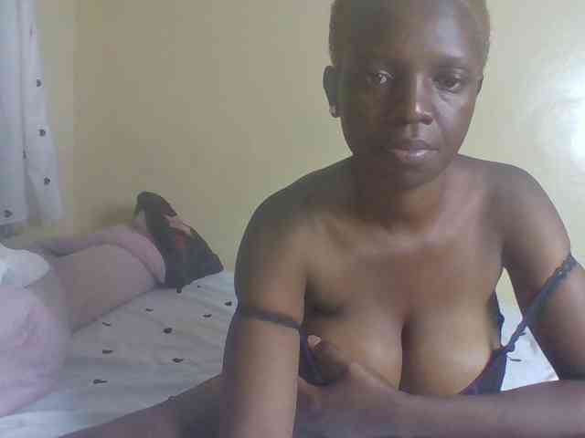 Hot-sexxy-babe webcam