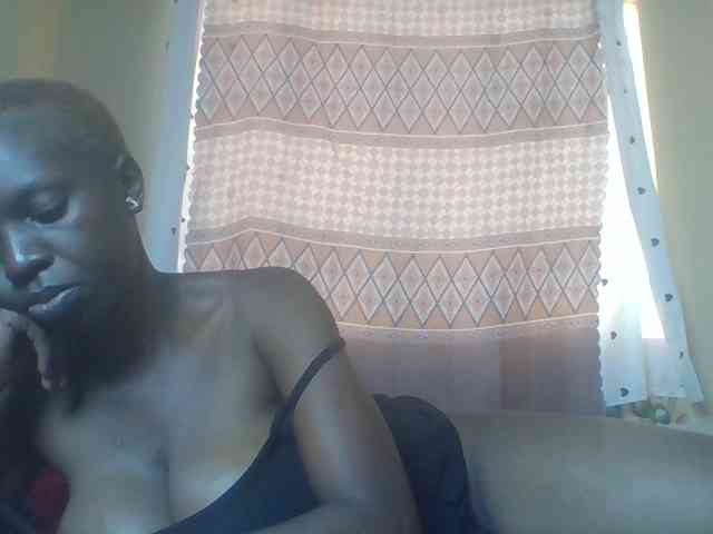 Hot-sexxy-babe webcam