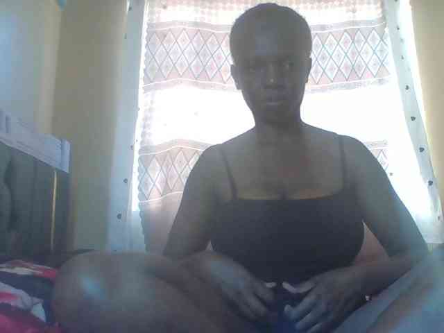 Hot-sexxy-babe webcam