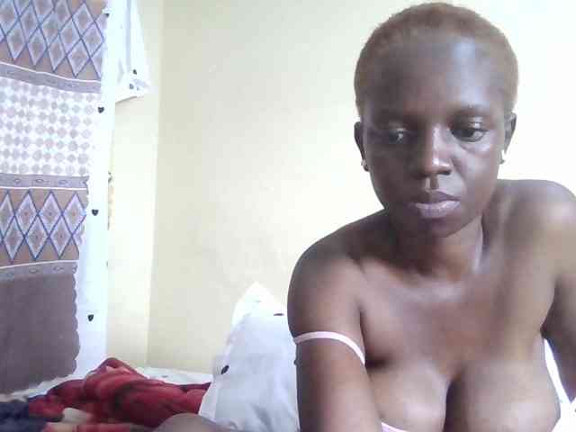 Hot-sexxy-babe webcam