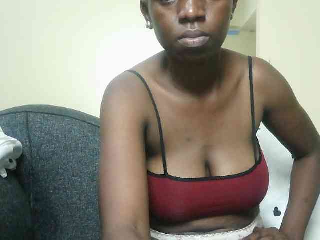 Hot-sexxy-babe webcam