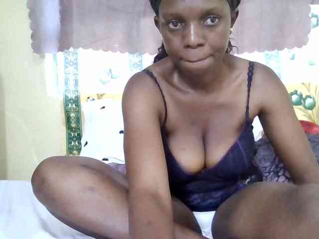 Hot-sexxy-babe webcam