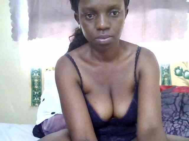 Hot-sexxy-babe webcam