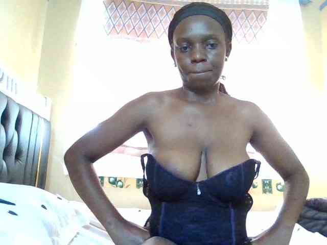 Hot-sexxy-babe webcam