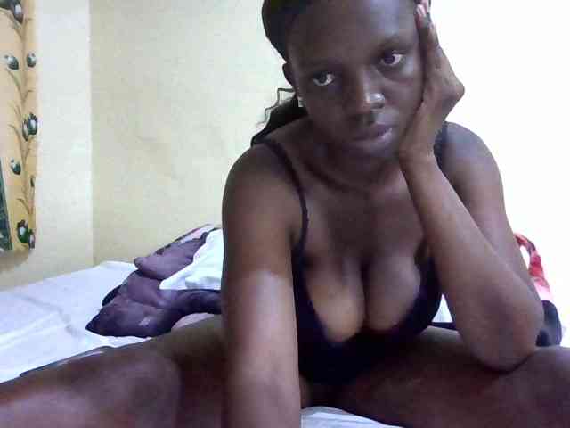 Hot-sexxy-babe webcam